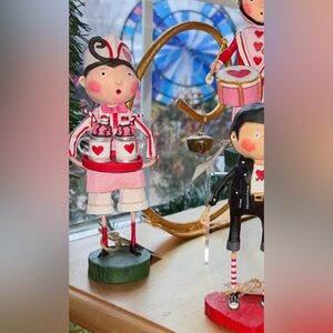 Scoops of love by Lori Mitchell